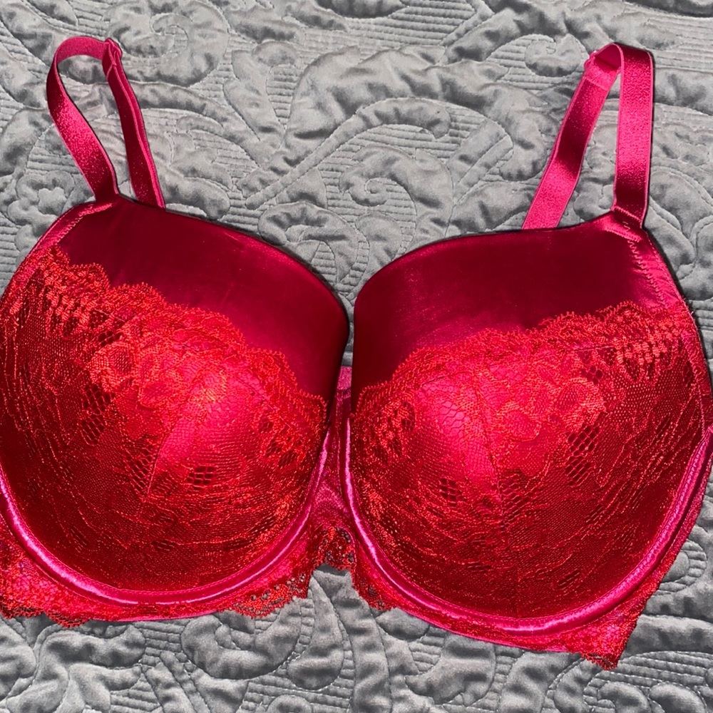 NWOT Cacique Push Up Bra size 38DDD